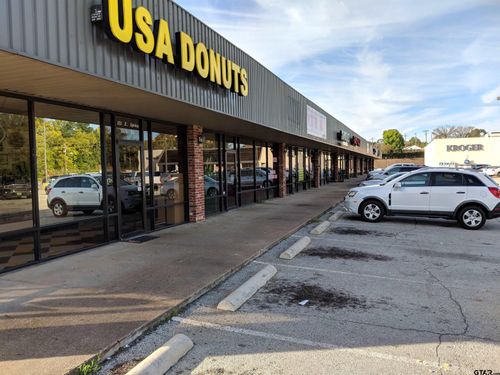 ste-121-321 E Spring St, Palestine, TX, 75801-2900 | Card Image