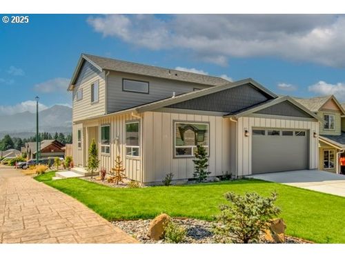 1099 Se Windsong Dr, Cascade Locks, OR, 97014-6691 | Card Image