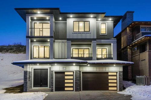 419 Patterson Boulevard Sw, Home with 5 bedrooms, 4 bathrooms and 6 parking in Calgary AB | Card Image