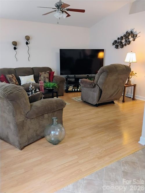 3968 Kiser Island Rd, Terrell, NC, 28682-9763 | Card Image