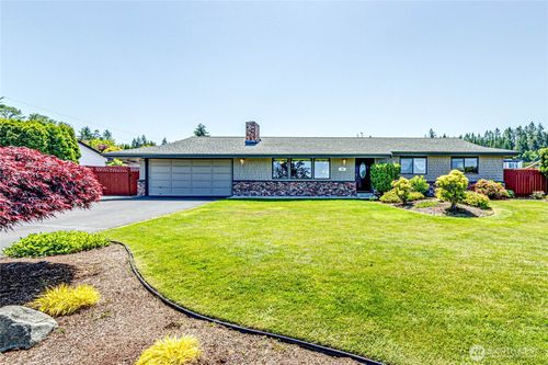 305 Norman St, Sequim, WA, 98382-3913 | Card Image