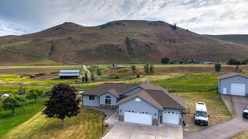 3220 Rodeo Rd, Missoula, MT, 59803-9663 | Card Image