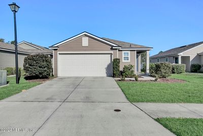 2511 Tall Grass Road, House other with 3 bedrooms, 2 bathrooms and null parking in Green Cove Springs FL | Image 3