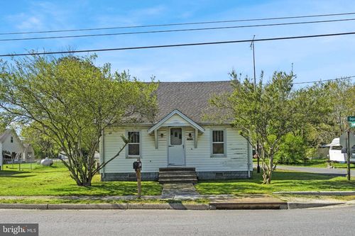 30600 Depot St, NEW CHURCH, VA, 23415-3106 | Card Image