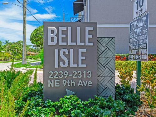 2249 9th Ave, Wilton Manors, FL, 33305-2202 | Card Image