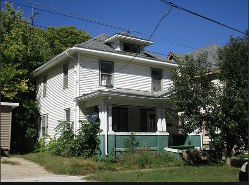 311 Thompson Ave, Waterloo, IA, 50703-3420 | Card Image