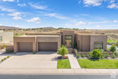 2055 W Rising Sun Dr, St George, UT, 84770-7291 | Card Image