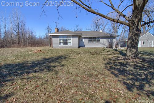 30620 Pennsylvania Rd, Romulus, MI, 48174-9215 | Card Image