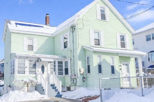 14 Warnock St, Lowell, MA, 01852-5418 | Card Image