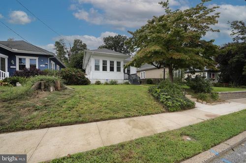 724 Willitts Ave, AUDUBON, NJ, 08106-1630 | Card Image