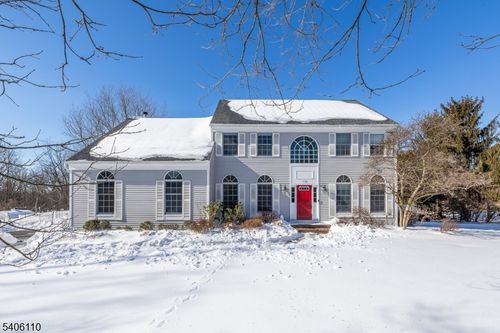 110 Distillery Rd, Whitehouse Station, NJ, 08889-3008 | Card Image