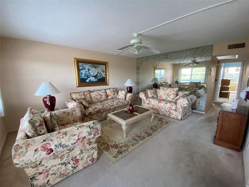 4101-4101 Oakridge V, Deerfield Beach, FL, 33442-1992 | Card Image