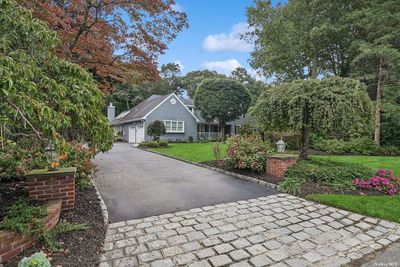 Spacious Driveway | Image 2