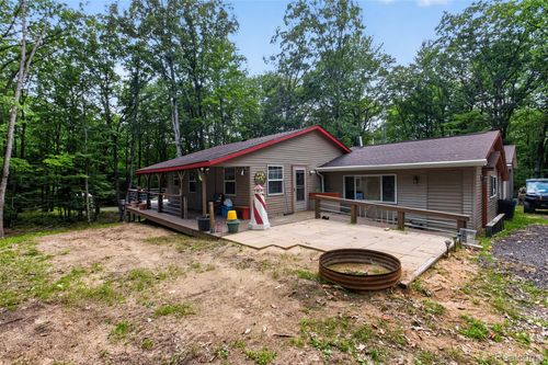 4522 Red Fox Run, Farwell, MI, 48622-9646 | Card Image
