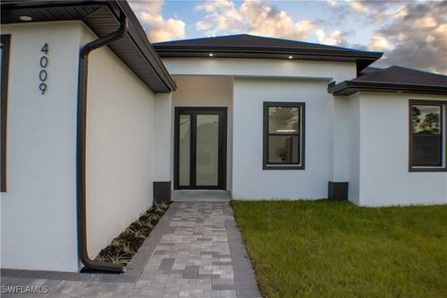 4009 33rd St Sw, LEHIGH ACRES, FL, 33976-4111 | Card Image