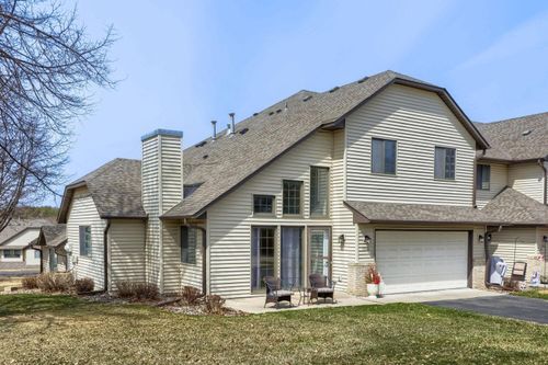 1322 Cottage Dr, Stillwater, MN, 55082-5964 | Card Image