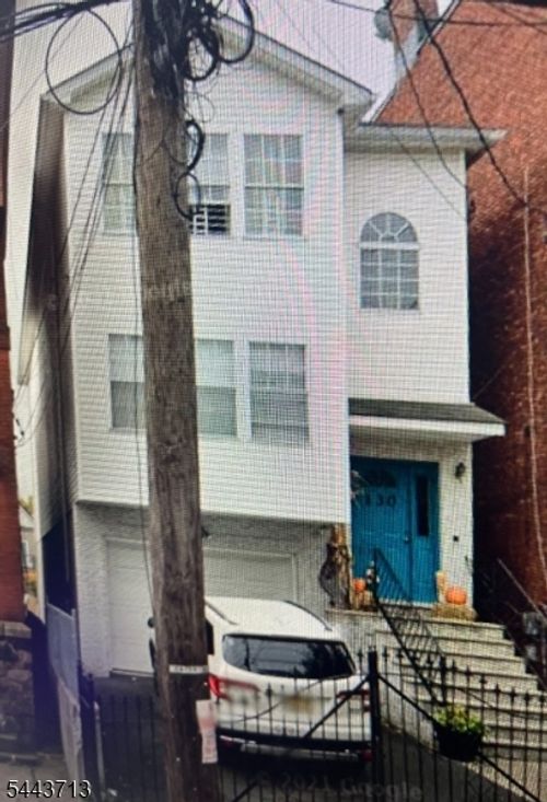 130 3rd Ave, Newark, NJ, 07104-2708 | Card Image