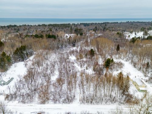 ON Scovia Ave, Ontonagon, MI, 49953 | Card Image