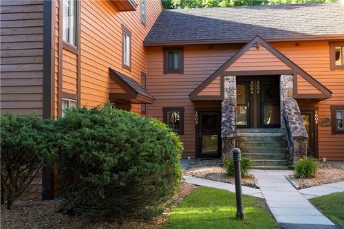 3003 Swiss Mountain Dr, Champion, PA, 15622 | Card Image