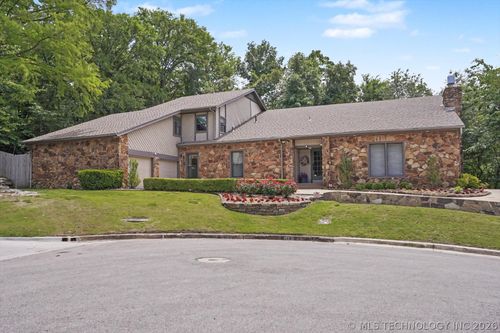 3460 76th St, Tulsa, OK, 74136-8040 | Card Image