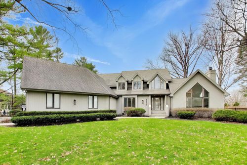 8S510 Oxford Ln, Naperville, IL, 60565-1539 | Card Image