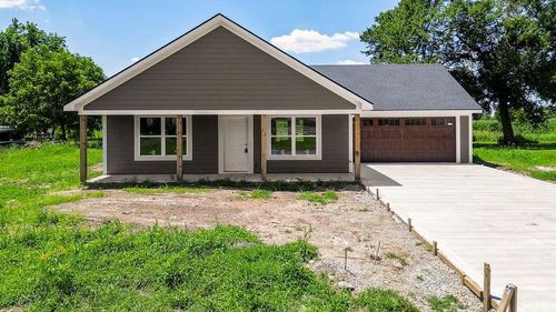 301 N Pennsylvania Ave, East Lynne, MO, 64743-1047 | Card Image