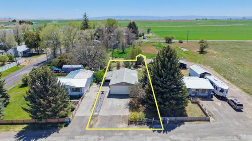145 4th St, Hazelton, ID, 83335-5075 | Card Image