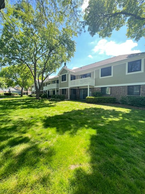 b1-1106 Wildberry Ct, Wheeling, IL, 60090-2445 | Card Image