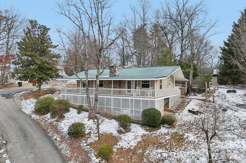 130 Sheerwood Dr, Lake Lure, NC, 28746-9871 | Card Image