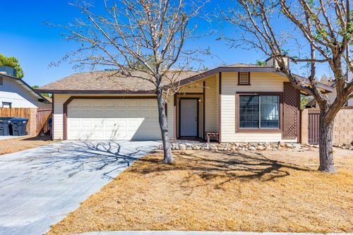 612 S Gordon St, Ridgecrest, CA, 93555-4962 | Card Image