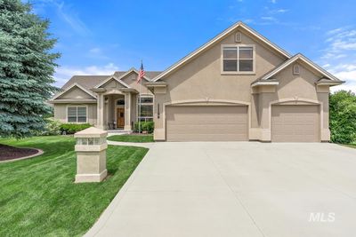 11188 W Shay Park Dr, House other with 3 bedrooms, 3 bathrooms and 3 parking in Nampa ID | Image 1