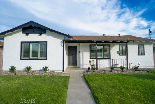 7870 La Mona Cir, Buena Park, CA, 90620-2334 | Card Image