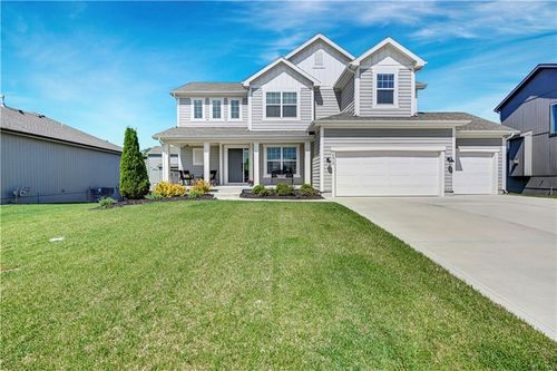 18918 Ocheltree St, Spring Hill, KS, 66083-8475 | Card Image