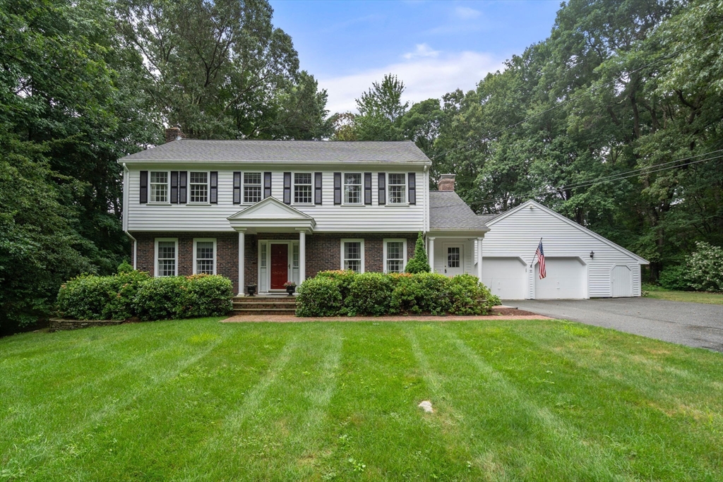 Wagon Rd, Westwood, MA 02090
