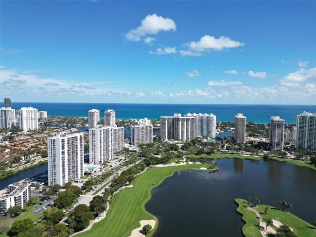 APT-1906 - 3675 N Country Club Dr, Condo with 2 bedrooms, 2 bathrooms and null parking in Aventura FL | Image 55