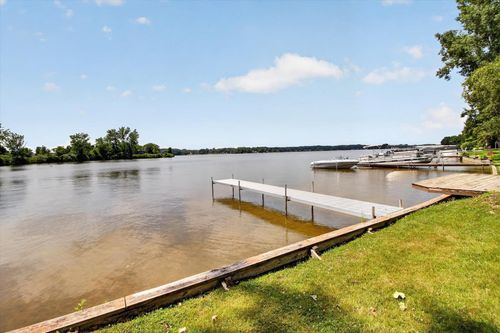 1134 Clubhouse Dr, Weidman, MI, 48893-9382 | Card Image