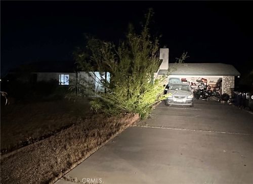 15059 Lofton Street, Victorville, CA, 92394 | Card Image