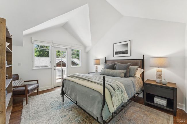 249 E Blithedale Avenue, Townhouse with 2 bedrooms, 3 bathrooms and 2 parking in Mill Valley CA | Image 20