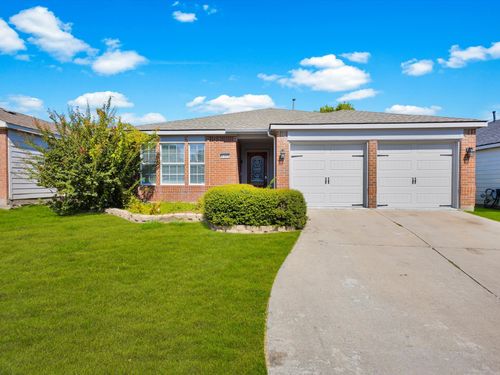4305 Falcon Dr, Sherman, TX, 75092-4228 | Card Image