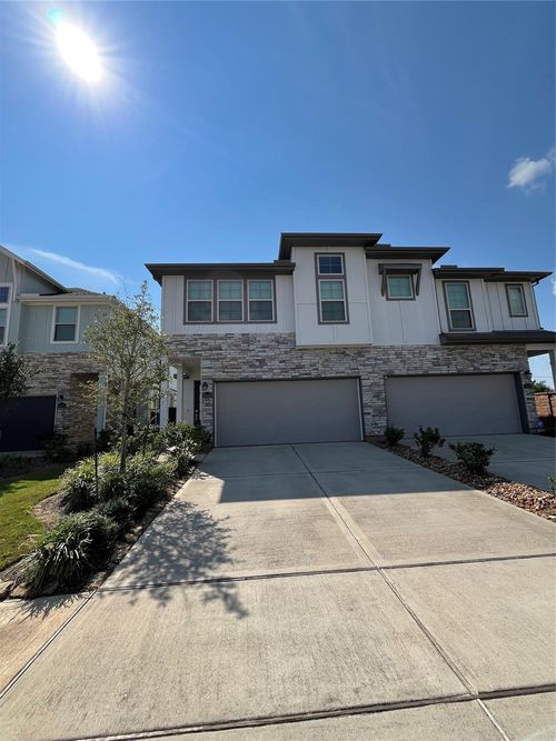 10646 Cabot Trl, Iowa Colony, TX, 77583-3963 | Card Image