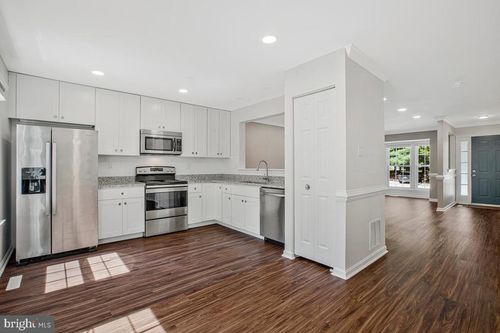 15 Tartan Ct, REISTERSTOWN, MD, 21136-6404 | Card Image