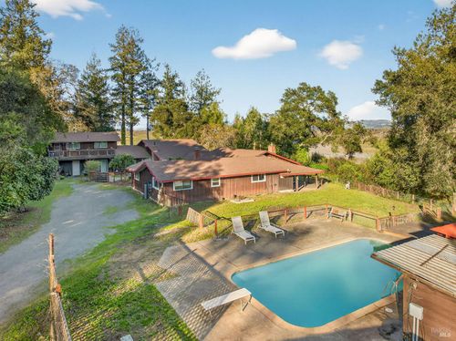 1450 Timberhill Road, Santa Rosa, CA, 95401 | Card Image