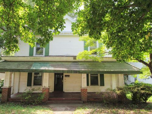 211 W. Maryland Ave, Crewe, VA, 23930 | Card Image