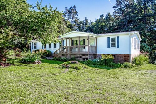21-10372 Singletree Ln, Davidson, NC, 28036-7751 | Card Image