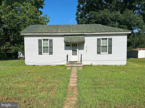 20810 Westover Dr, Mc Kenney, VA, 23872-2518 | Card Image