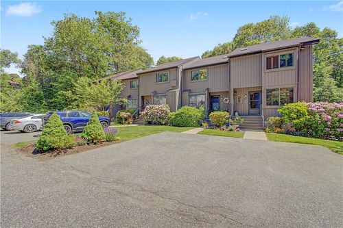 3004-5 Wake Robin Rd, Lincoln, RI, 02865-5229 | Card Image