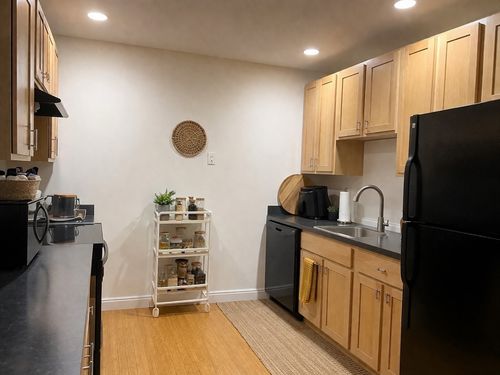 unit-102-220 Spencer Ave, Chelsea, MA, 02150-2271 | Card Image