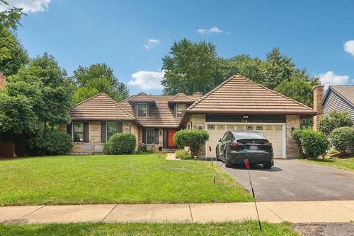 1213 Johnson Dr, Naperville, IL, 60540-8249 | Card Image