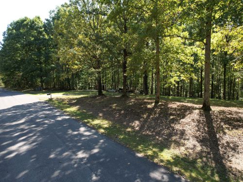 1060 Holcomb Cir, Kingston Springs, TN, 37082-8954 | Card Image