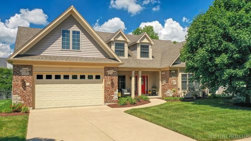 1108 Independence Ave, Elburn, IL, 60119-7833 | Card Image